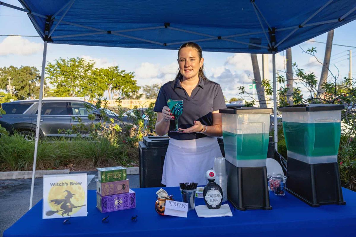 2025 Crew Captains & Cocktails Hosted by BOW and Lewis Marine Supply
