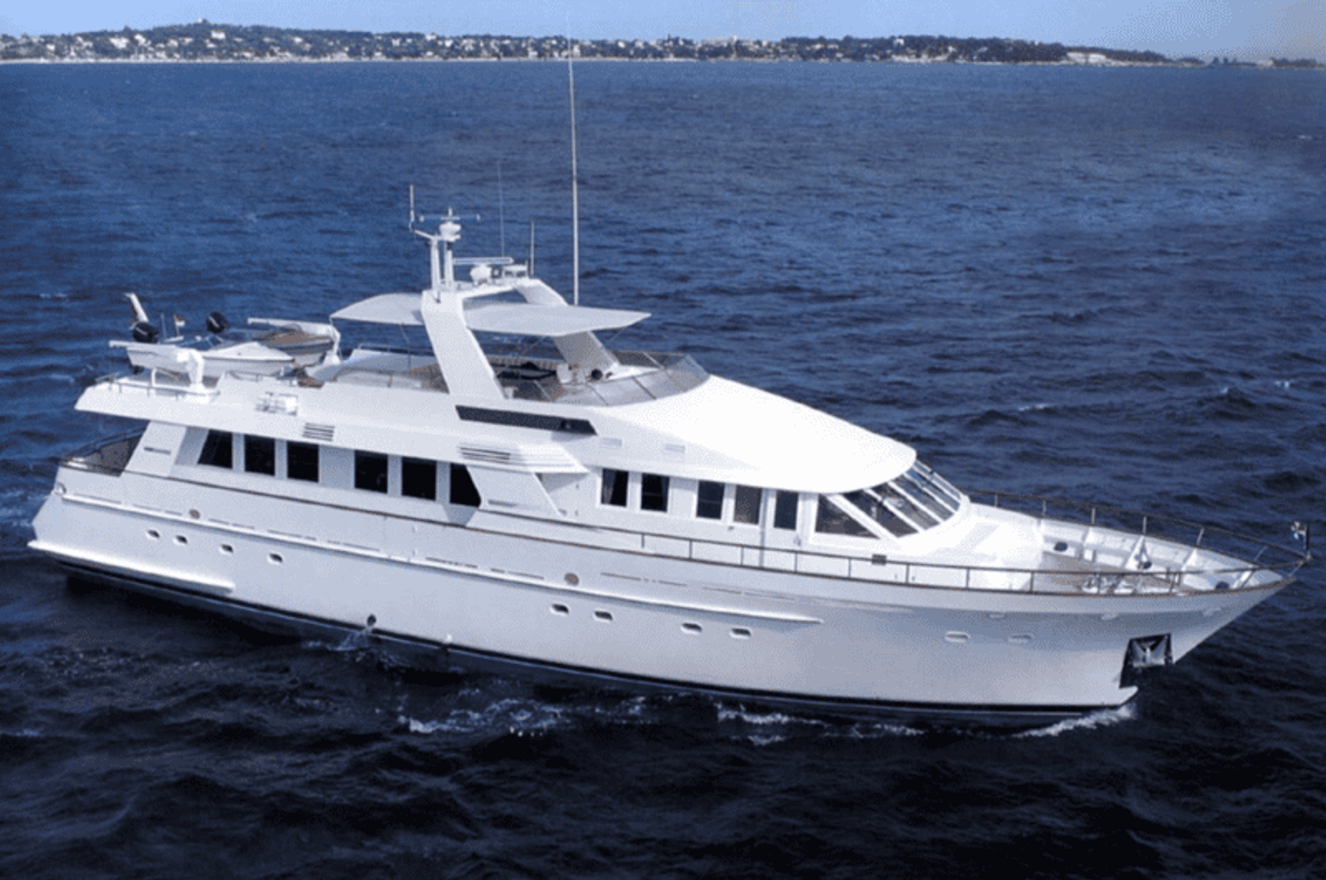 YATCO’s Fleet Friday: M/Y SEAGREEN, M/Y BARTALI, and more!