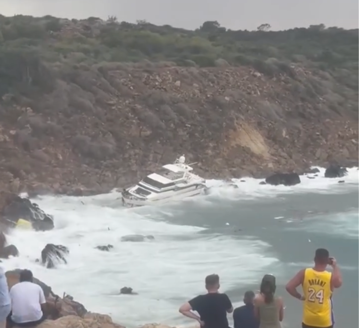 Yachts ran aground