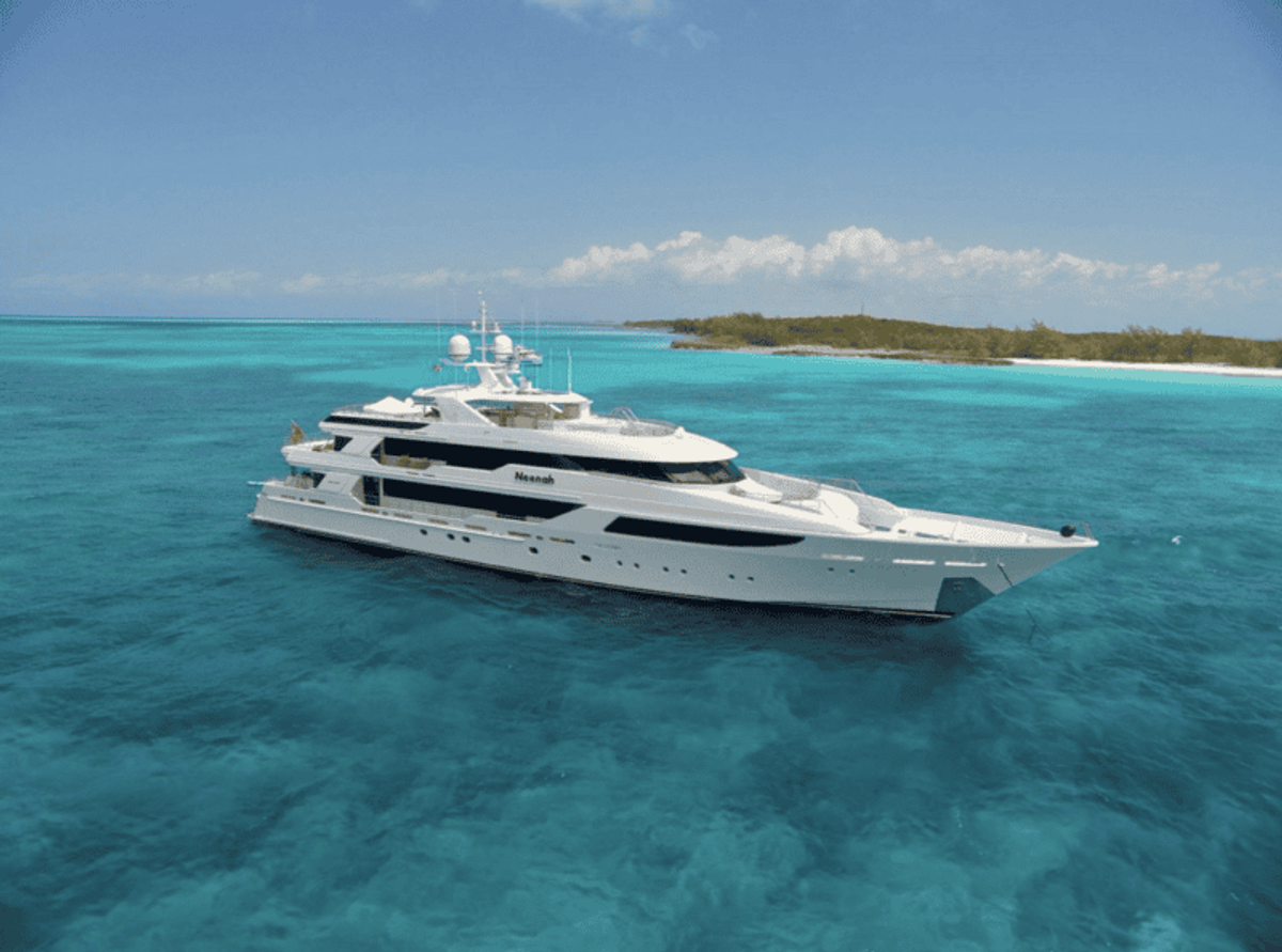 YATCO’s Fleet Friday: M/Y W, M/Y NEENAH, and more!
