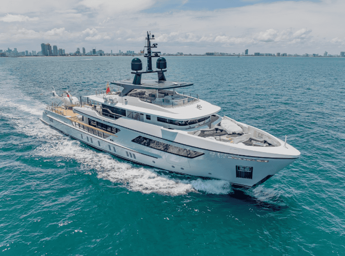 YATCO’s Fleet Friday: M/Y ARROW, M/Y N2H, and more!