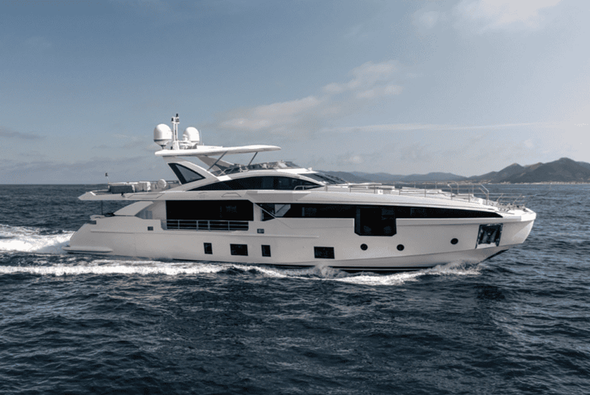 YATCO’s Fleet Friday: M/Y LADY BEATRICE, M/Y OMNIA, and more!