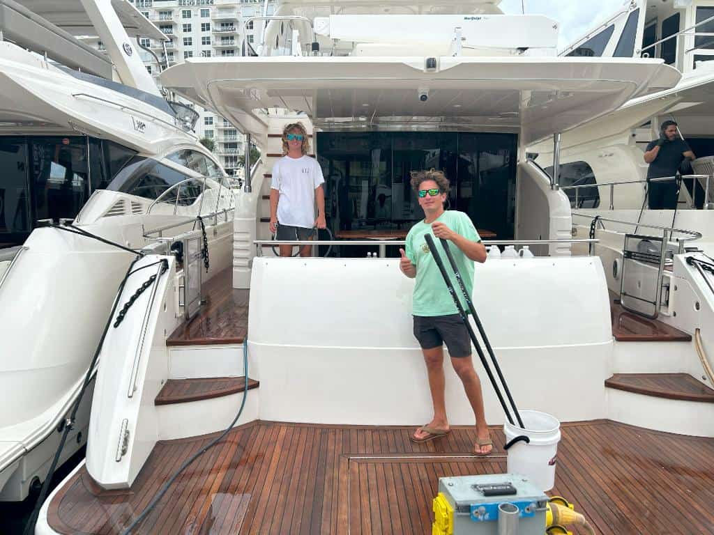 2024 FLIBS Scene on the Docks