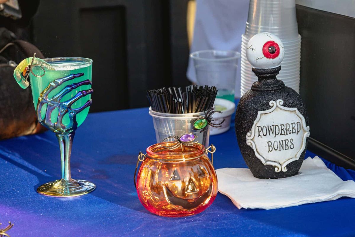 2025 Crew Captains & Cocktails Hosted by BOW and Lewis Marine Supply