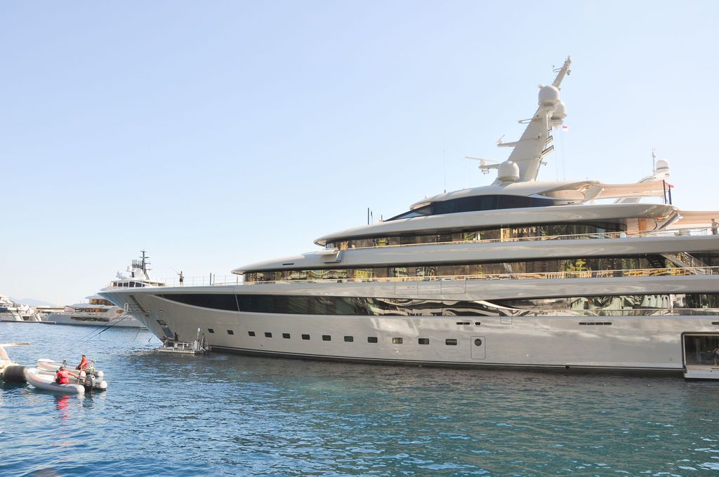 Yachts and crew on the docks at the 2026 Monaco Yacht Show in Port Hercule, Monaco.