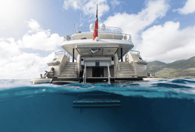 YATCO’s Fleet Friday: M/Y Amigos, M/Y Bella, and more!