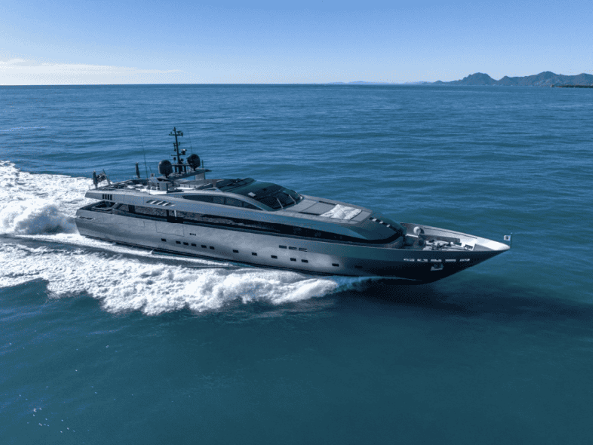YATCO’s Fleet Friday: S/Y CORSARIO, M/Y MONOKINI, and more!