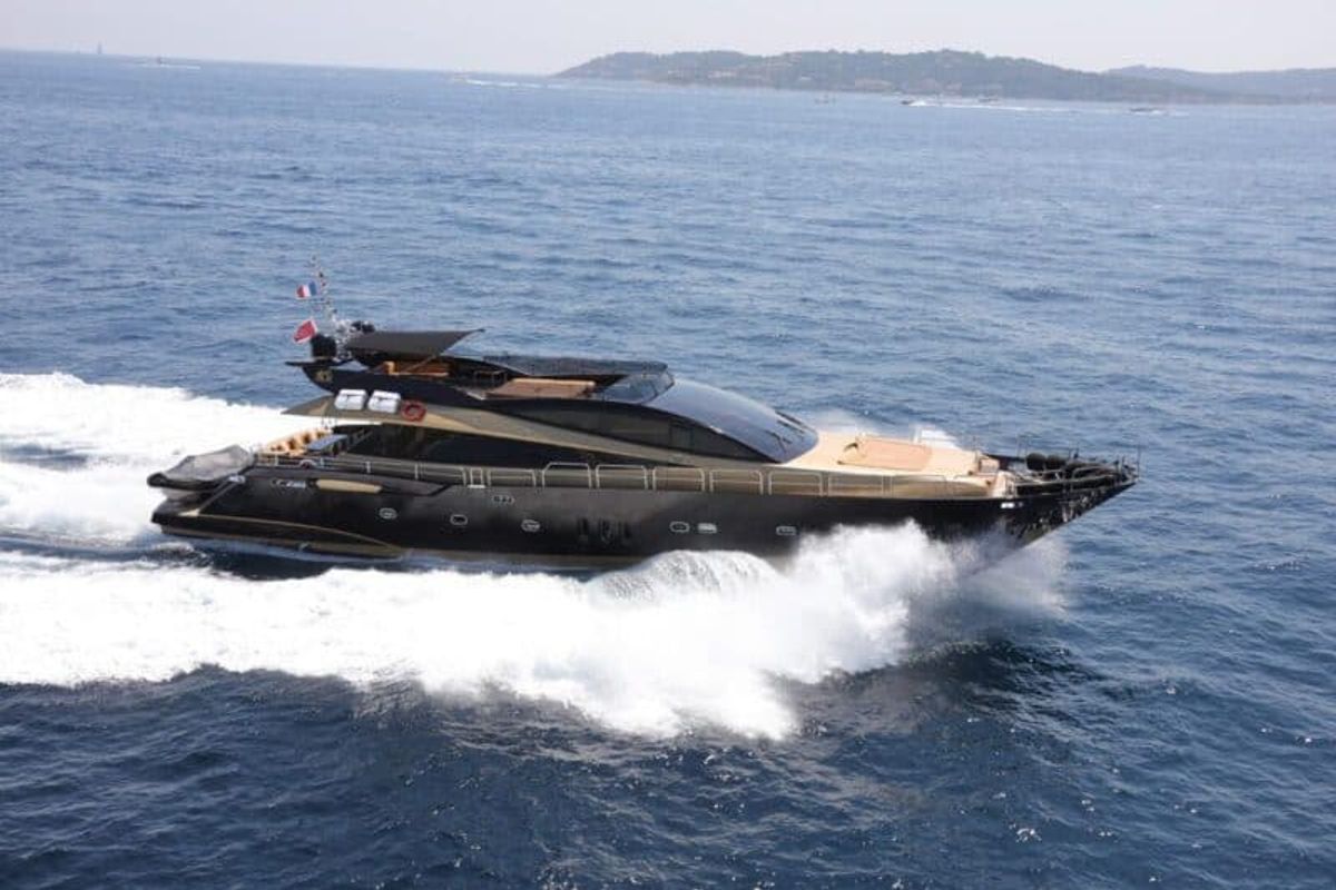 YATCO’s Fleet Friday: M/Y Irama, M/Y DEFIANT, and more!