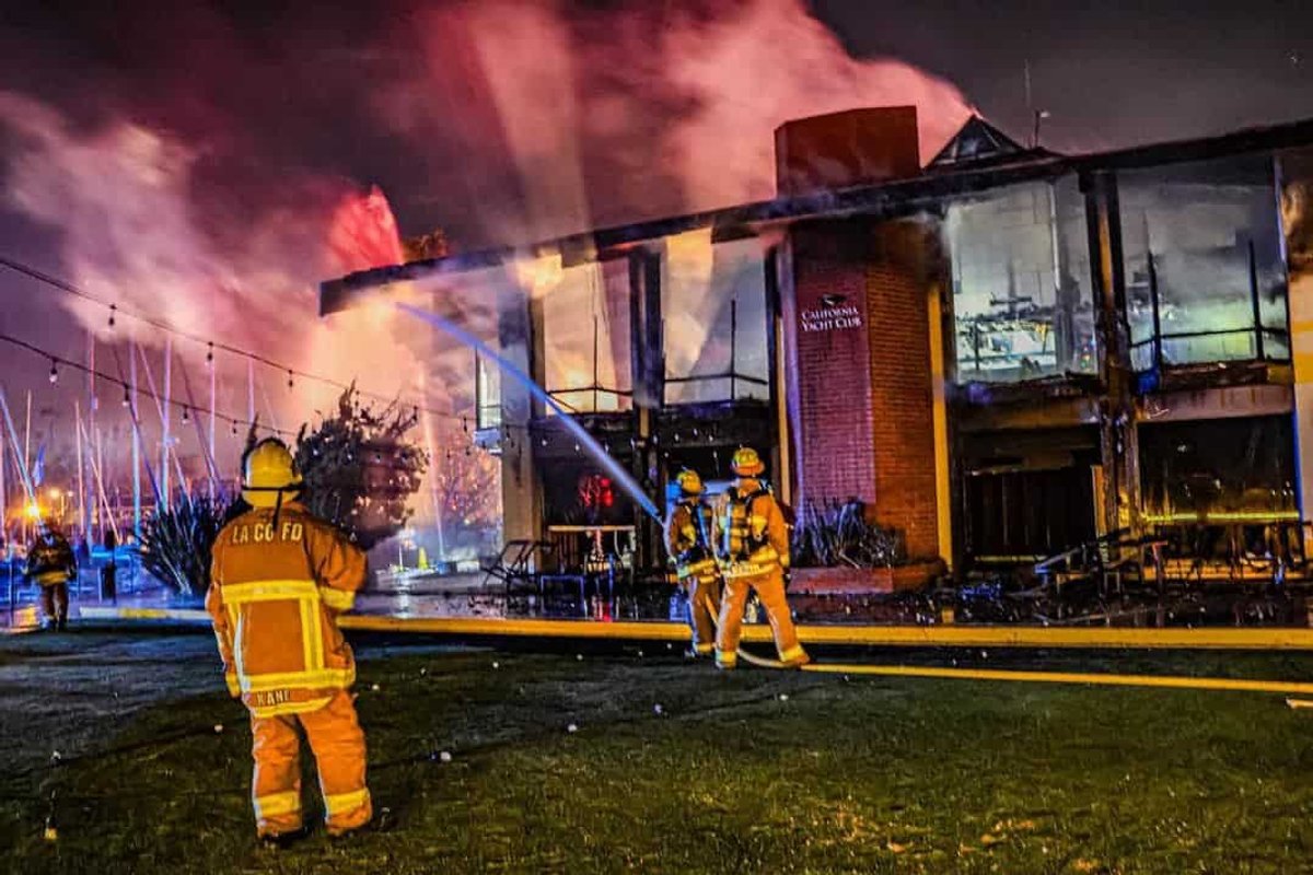 Fire Destroys California Yacht Club