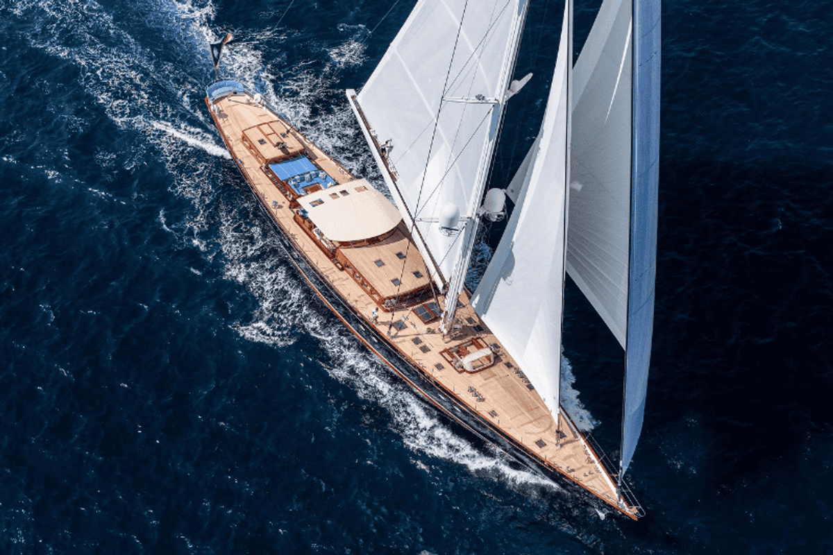 YATCO’s Fleet Friday: S/Y Anne, M/Y Florentia, and more!