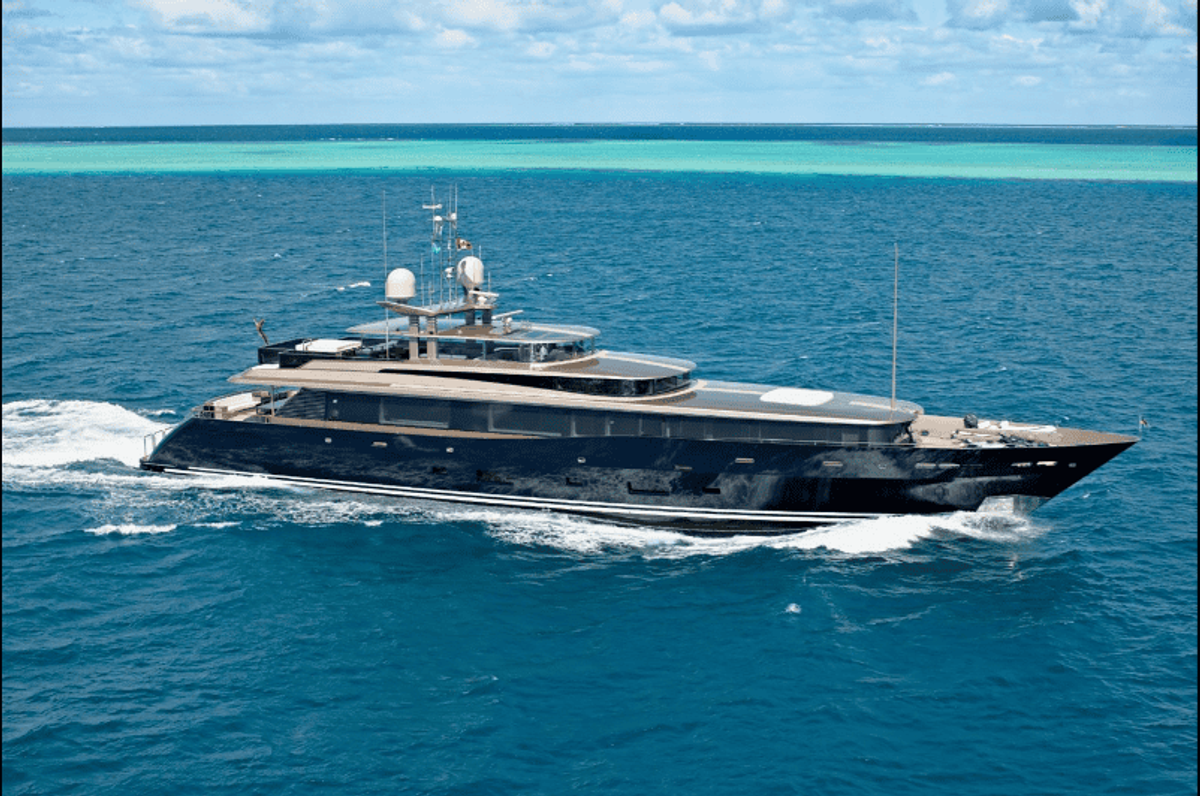 YATCO’s Fleet Friday: M/Y LORETTA ANNE, M/Y Lucky Me, and more!