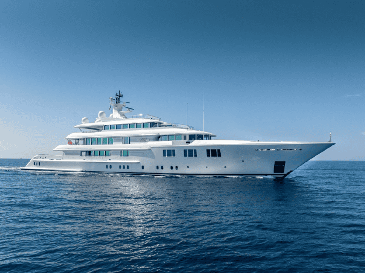 YATCO’s Fleet Friday: M/Y OY LAIVATEOLLISUUS, S/Y YAZZ, and more!