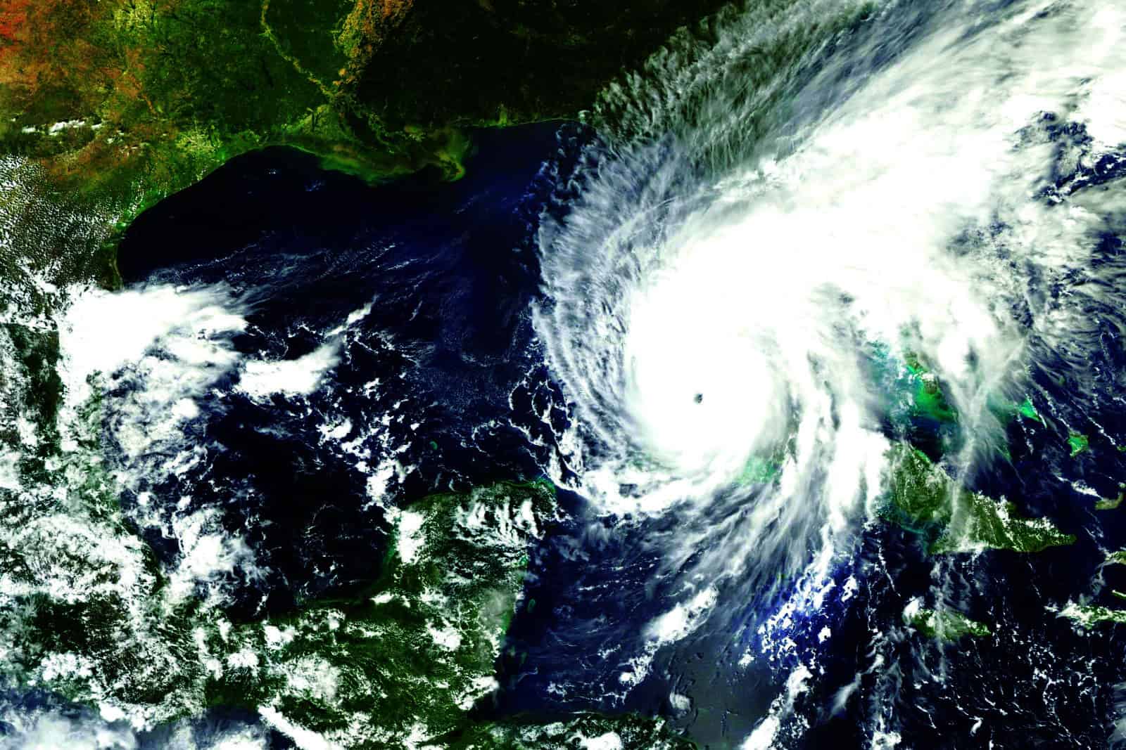 Yacht Crew Help Hurricane Victims