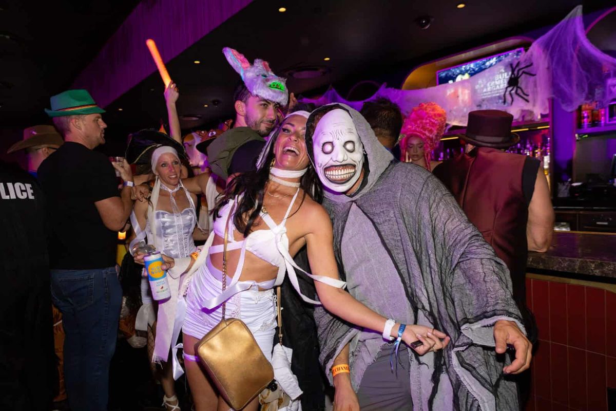 Yacht Chandlers 16th Annual Captain & Crew Appreciation Party – Monster Mash