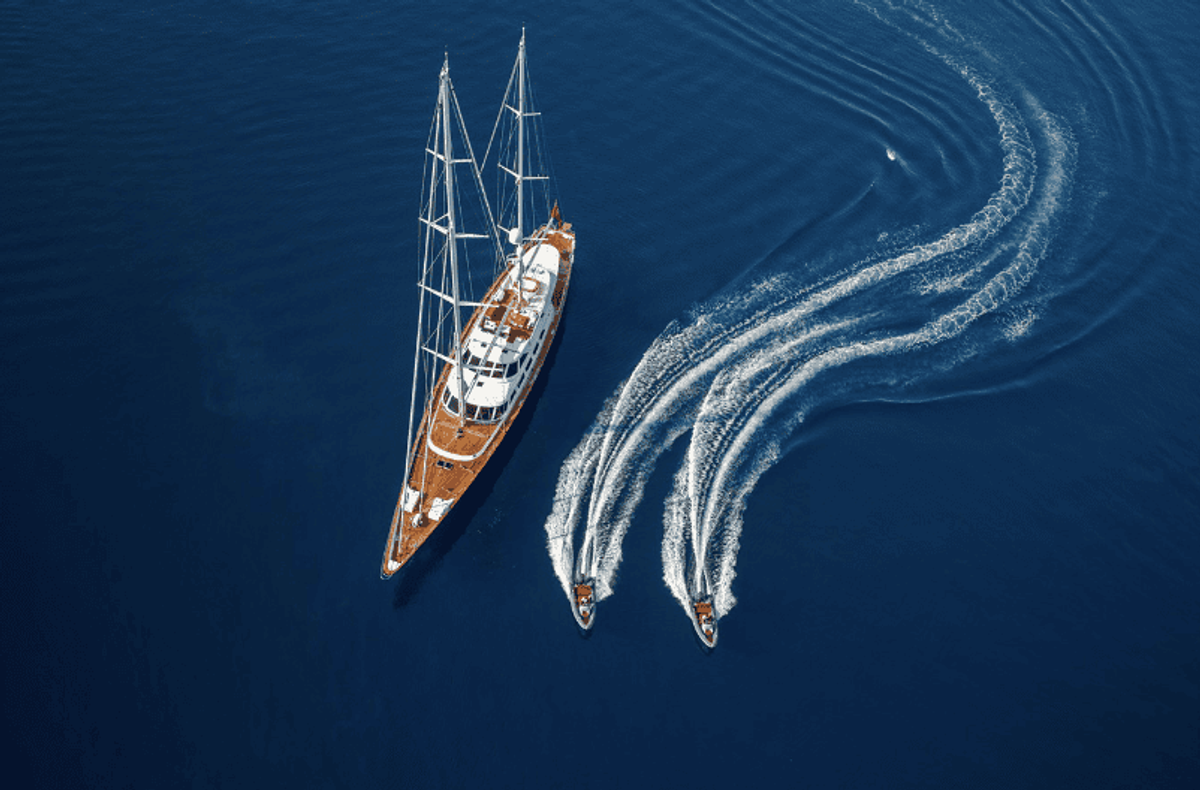 YATCO’s Fleet Friday: S/Y Antara, M/Y Moonlight II, and more!
