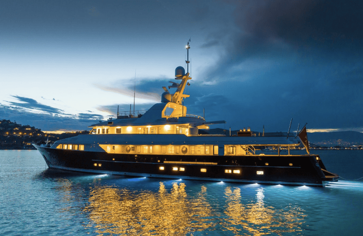 YATCO’s Fleet Friday: M/Y Emerald, M/Y Alba, and more!