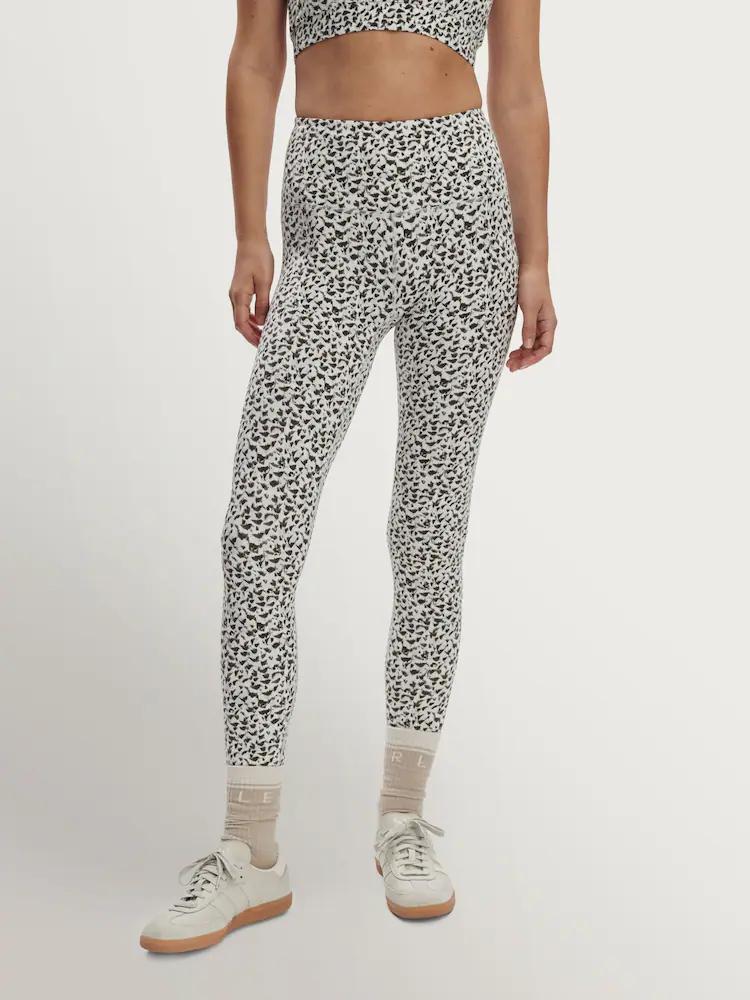 Varley Dipped Feather Move High Leggings 27 - Image 3