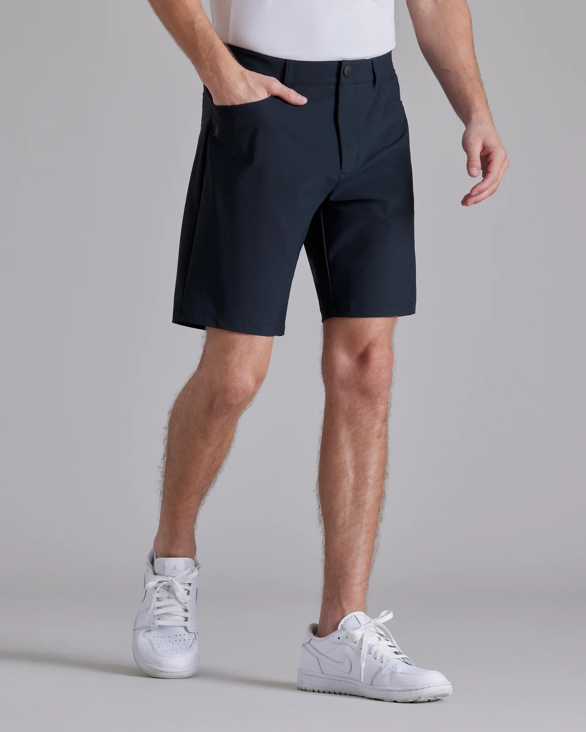 9" MOMENTUM GOLF SHORT - Image 2