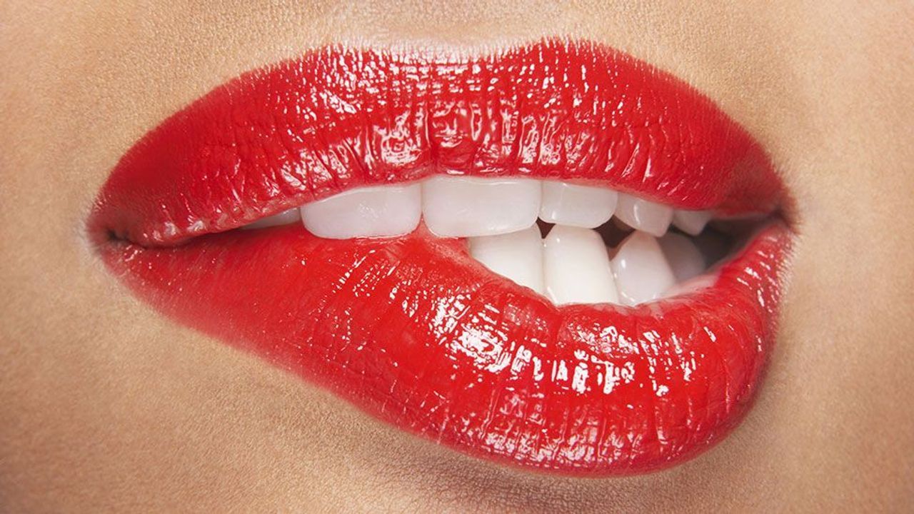 Lip Lift — Dr. Güleş