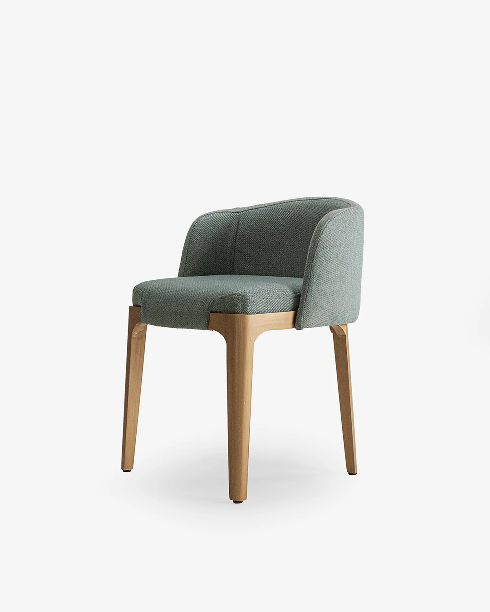 Silla Dorada — 3/4 frente