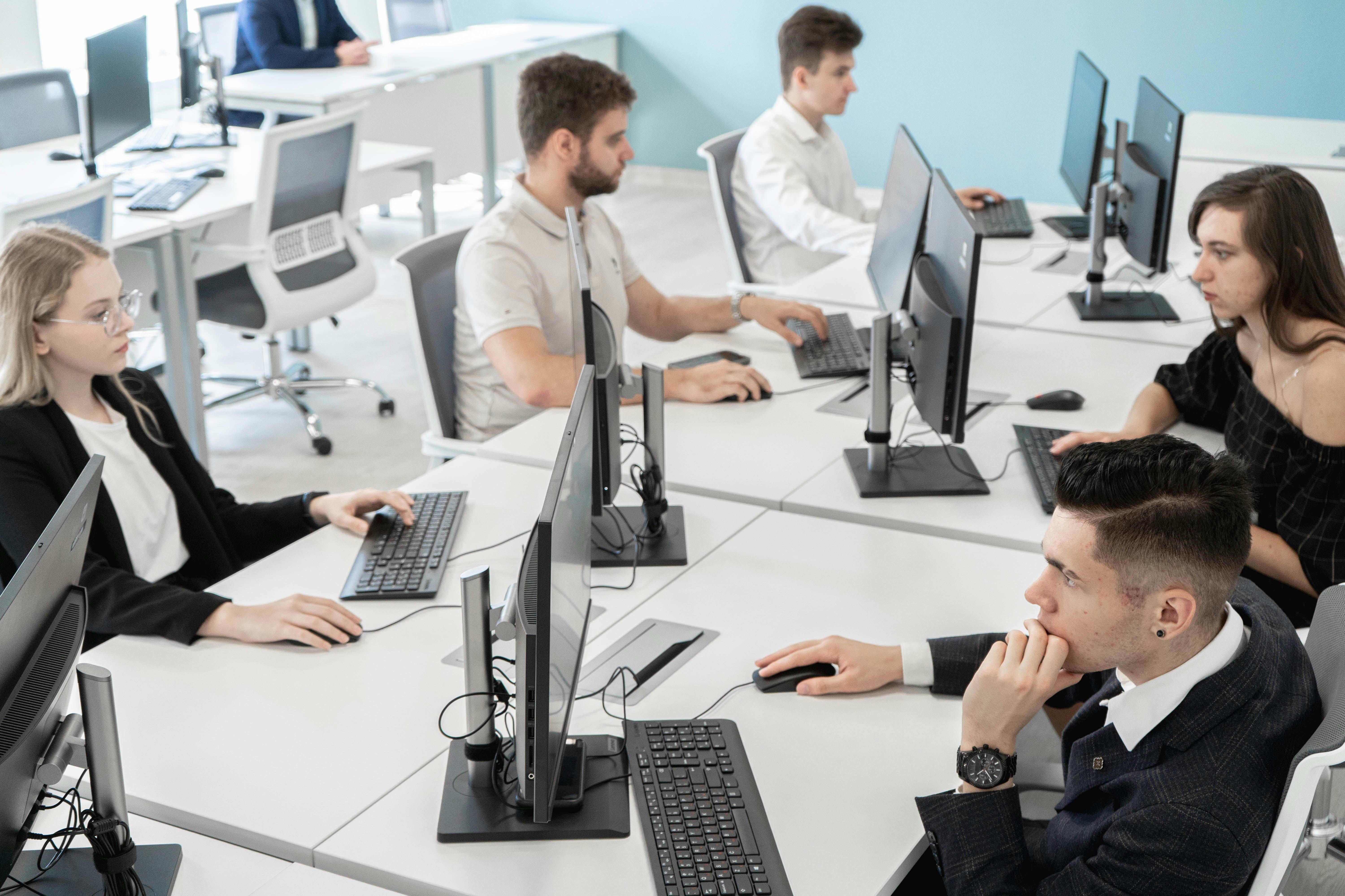 The Ultimate Beginner’s Guide to Web Development in 2025