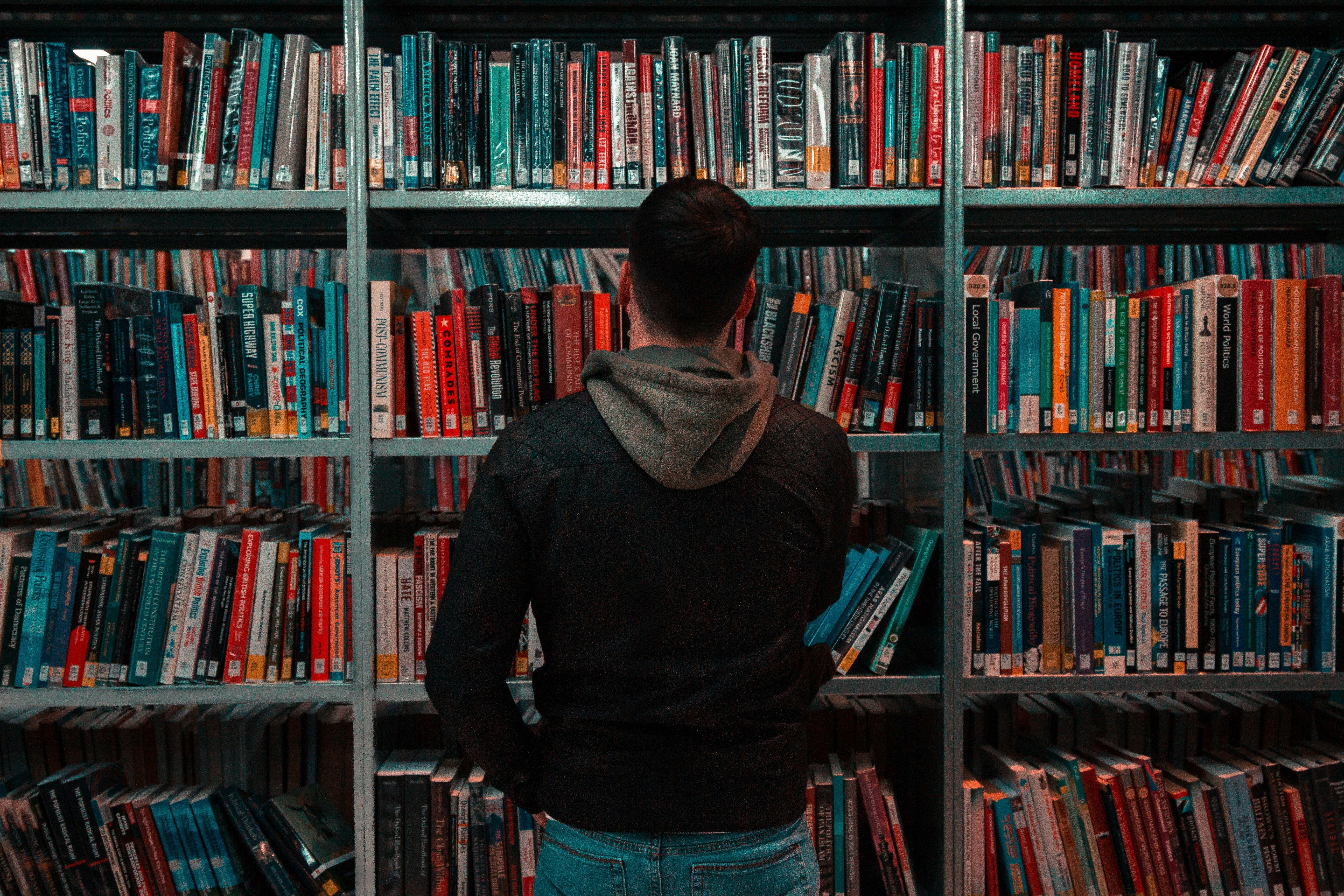 Who Can Apply for This Top Performer Scholarship?