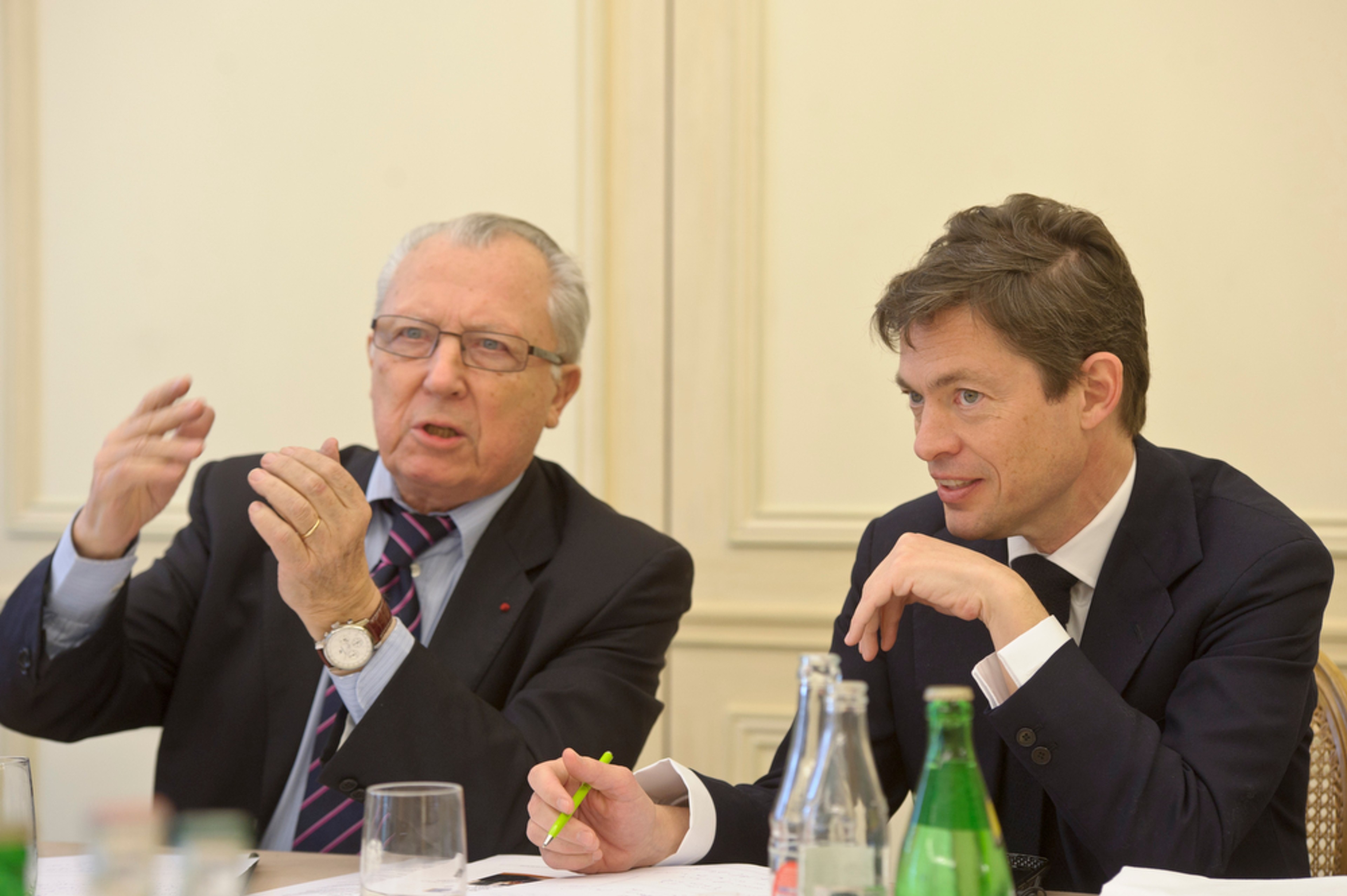 Jacques Delors and Nicolas Berggruen at CFE meeting in Paris