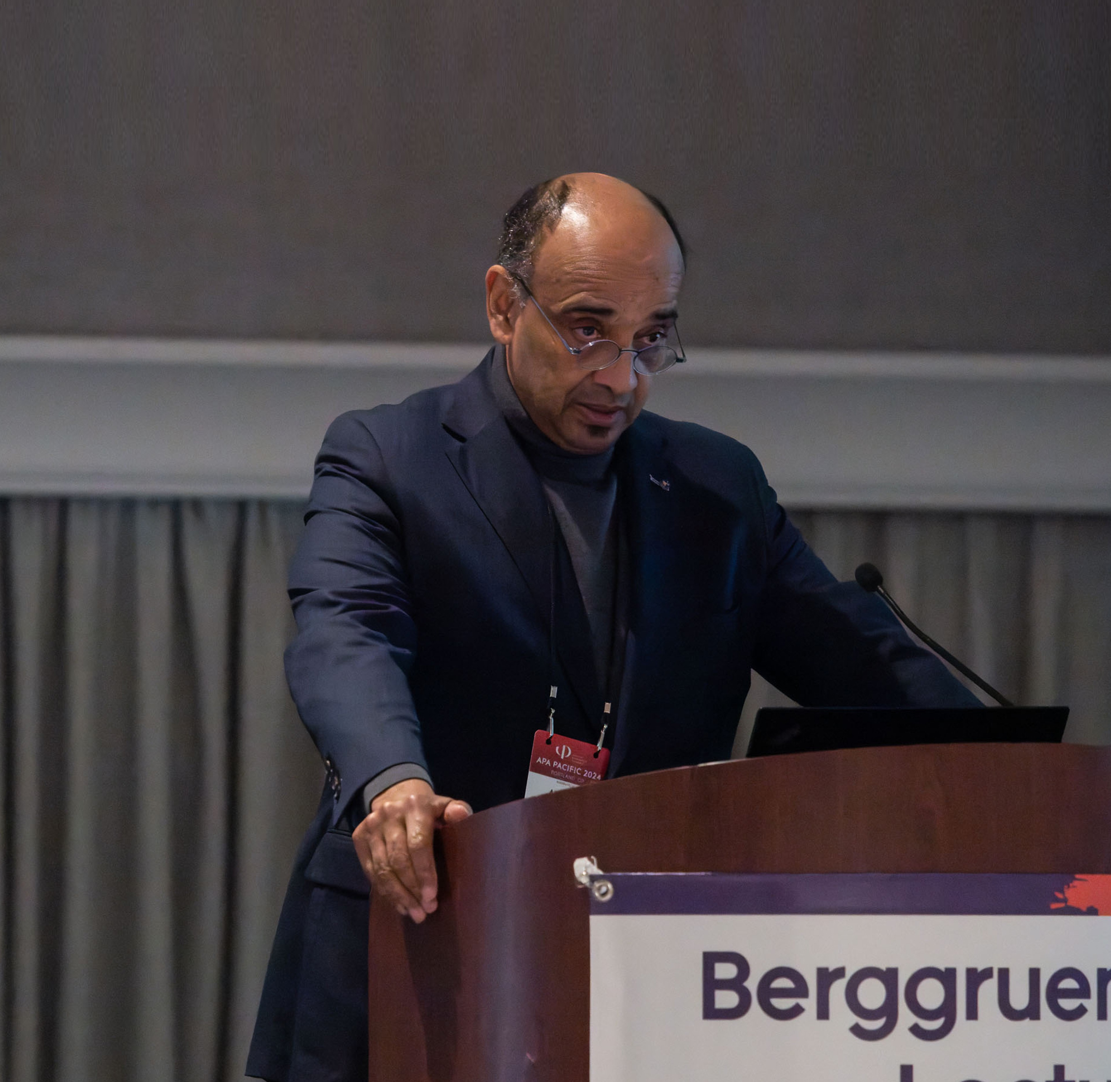 Kwame Anthony Appiah Delivering Berggruen Prize Lecture at the APA’s 97th Pacific Division Meeting