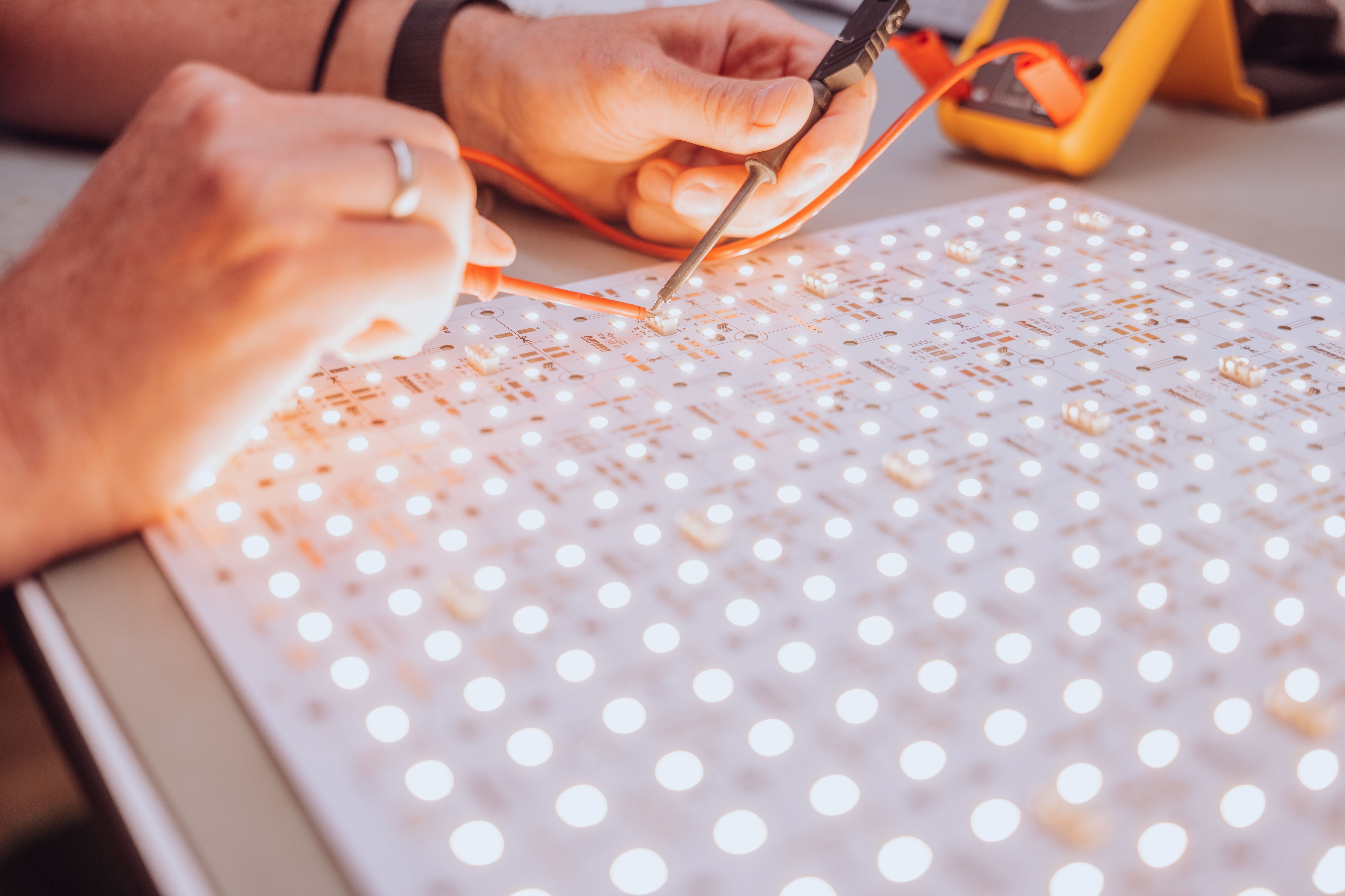 LED