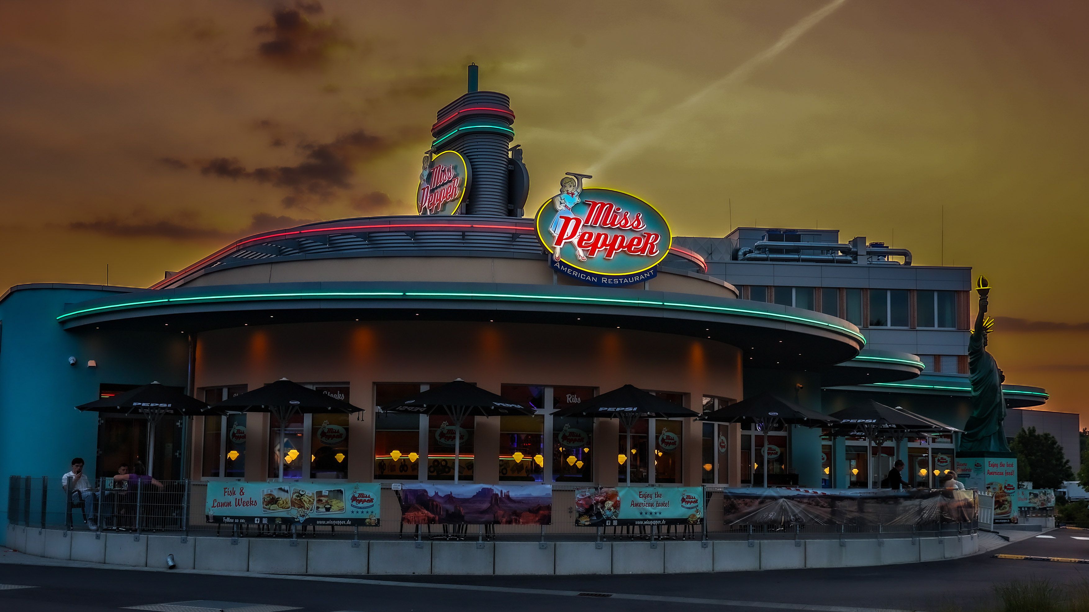 swing~light-für-echten-american-diner-charme-2