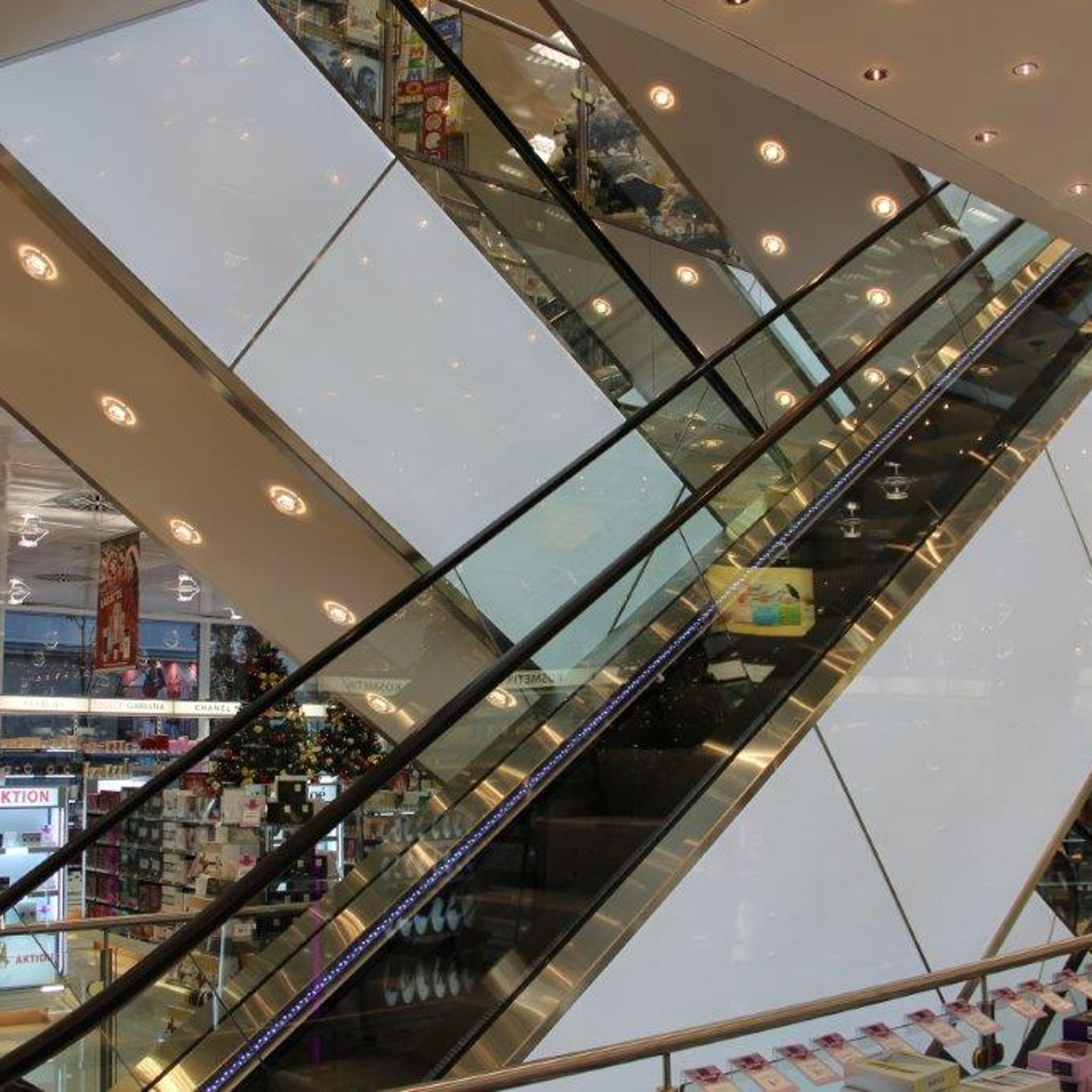 Flächenlicht-Rolltreppe-2
