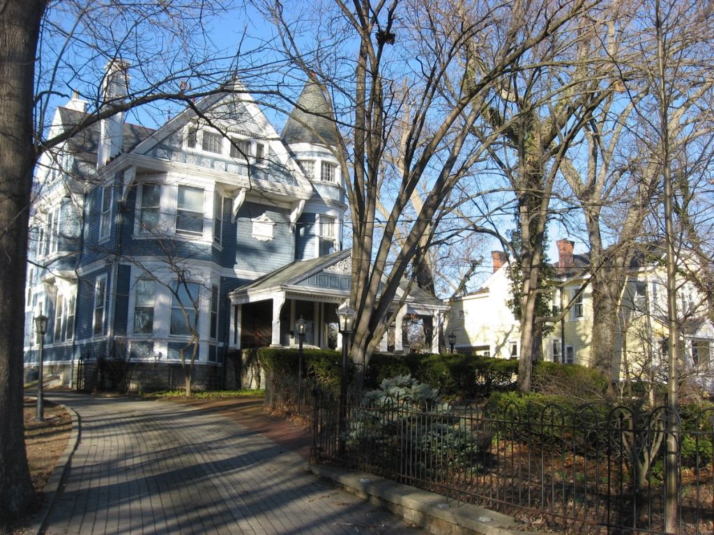 Victorian houses on Wyoming Avenue