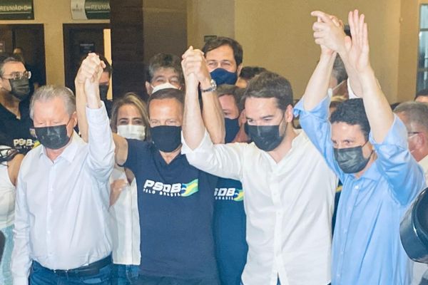 A nova estatura política de Eduardo Leite