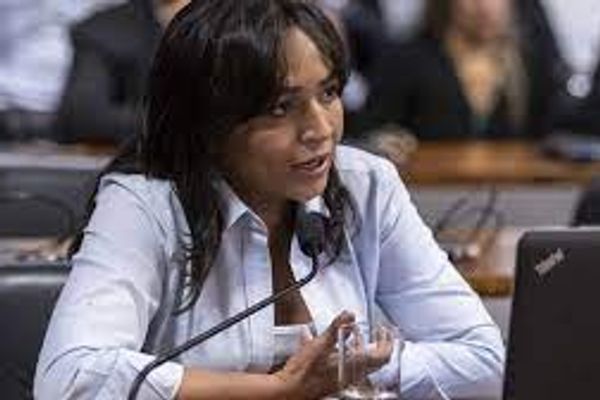 As linhas tortas das cotas femininas começam dar frutos