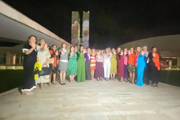 Quantas mulheres ainda serão as primeiras em posições de Poder?