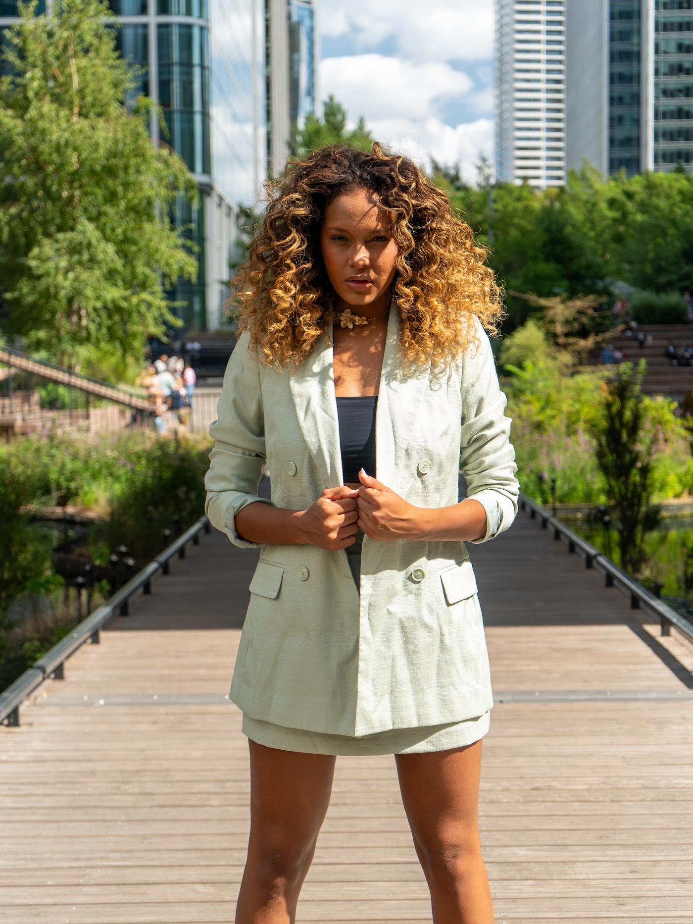 Sarah Rebeca, Canary Wharf, Londres, 1 de 10