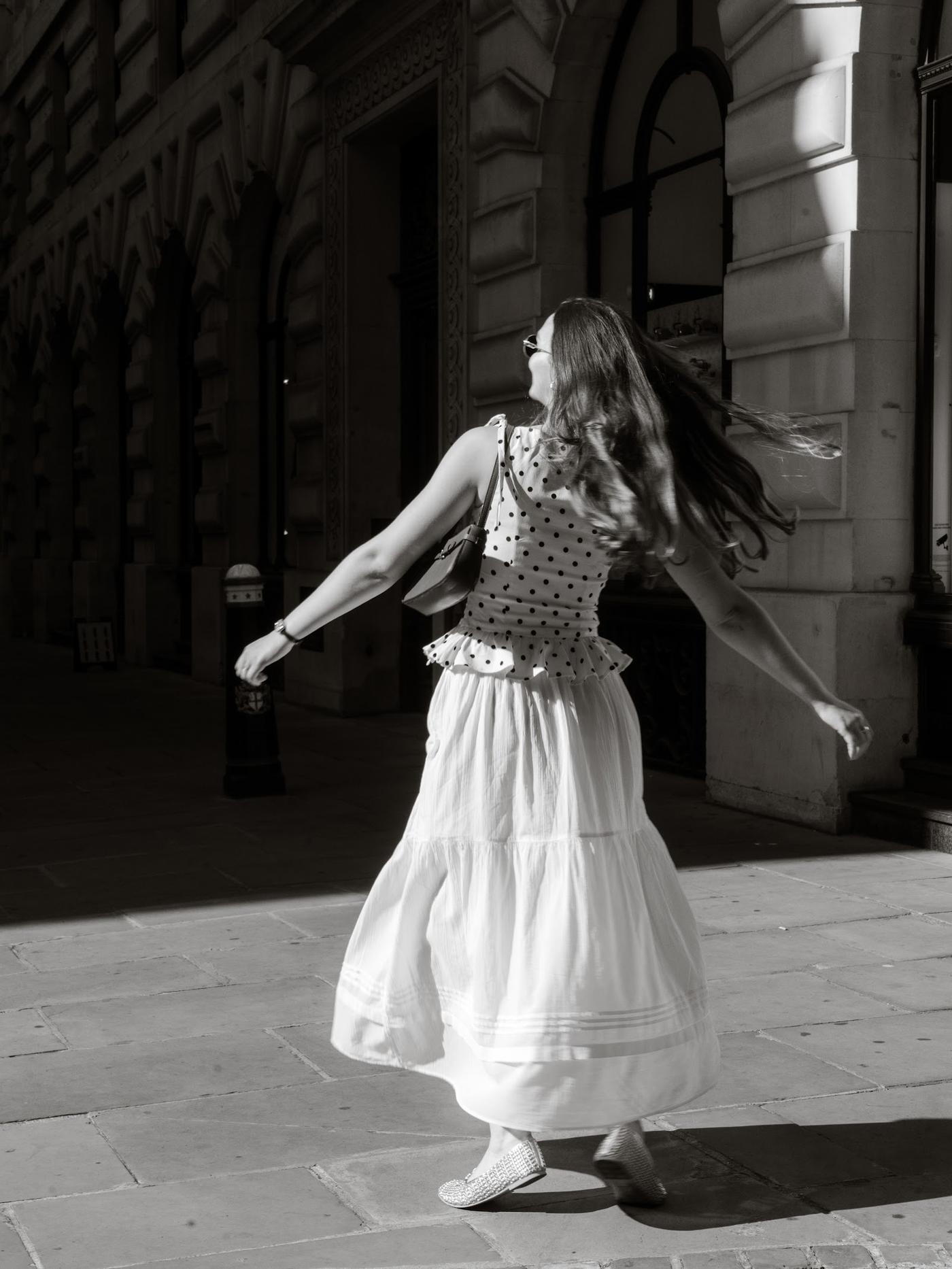 Laís Santana, City de Londres, 4 de 10