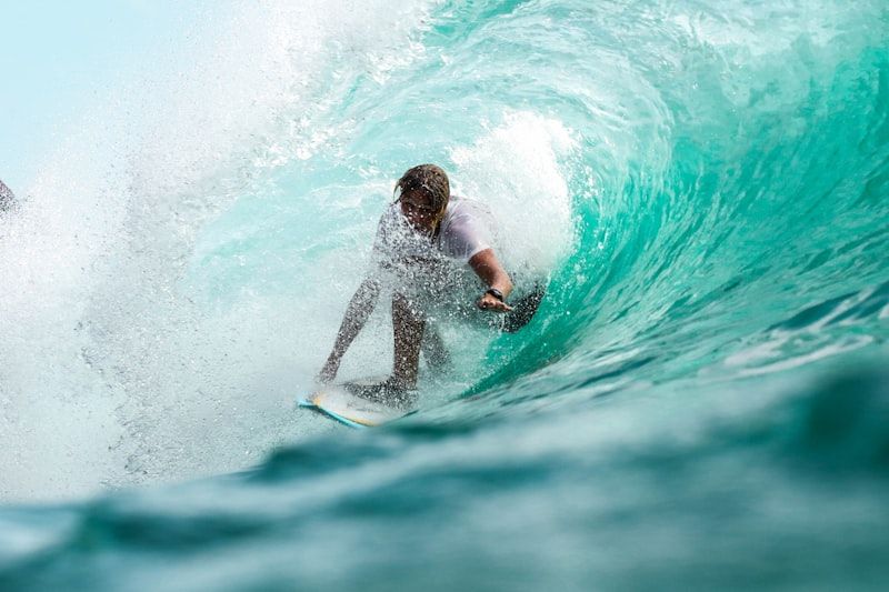 Post Instagram — surf au lever du jour