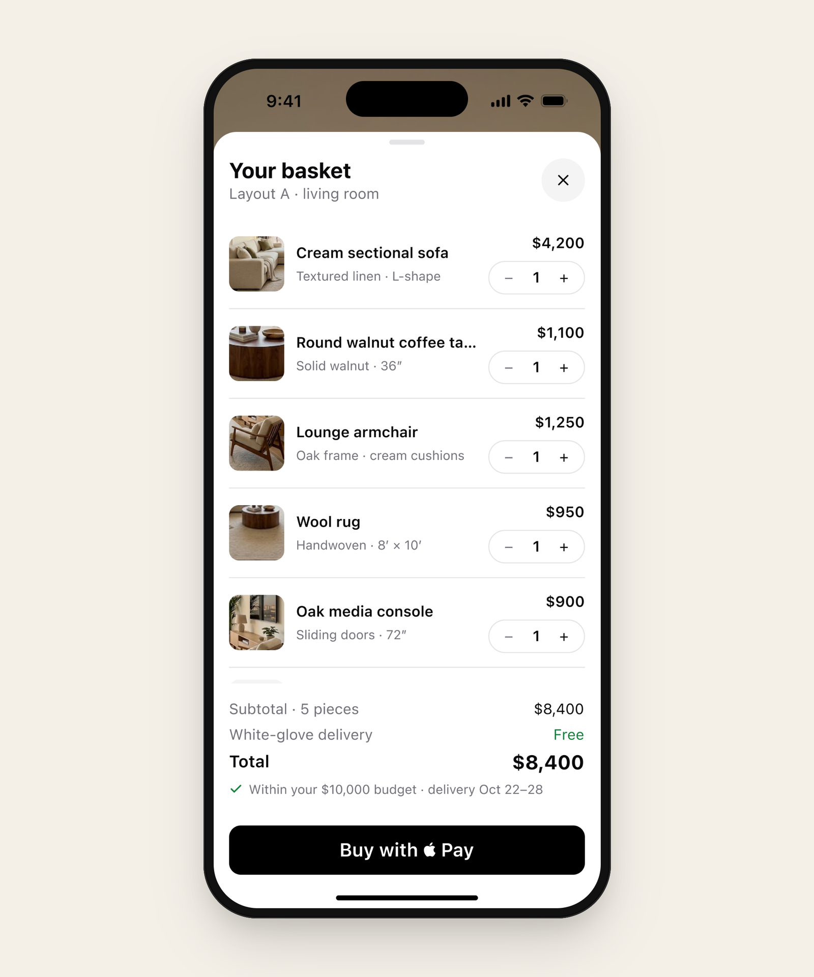 Canasta con cinco piezas, cantidades, total y botón de Apple Pay