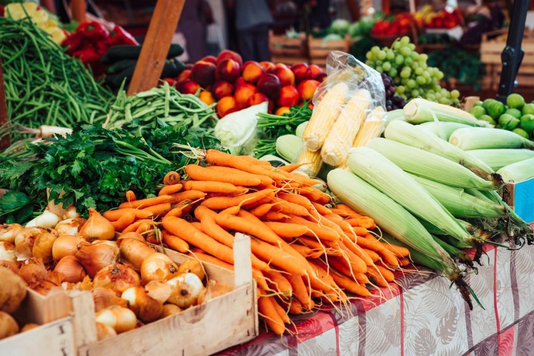 A spread of fresh vegetables at a farmers market stand. Such markets are one place food stamp recipients can use their benefits.