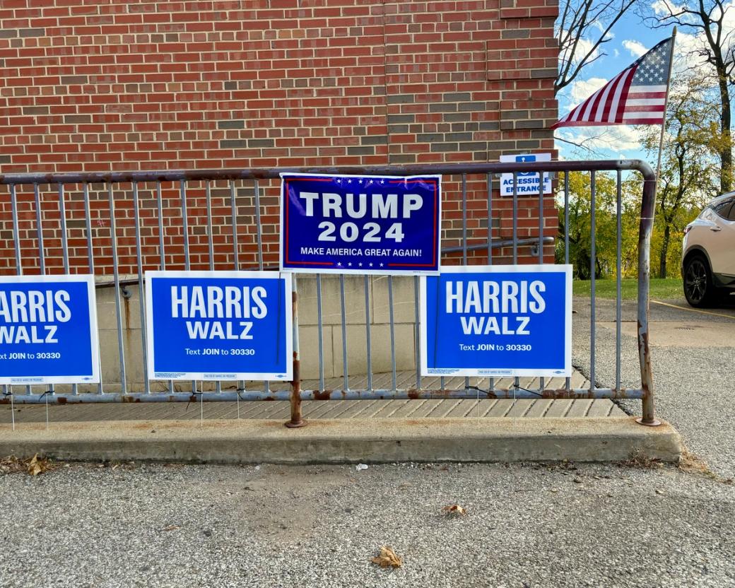 Trump and Harris signs