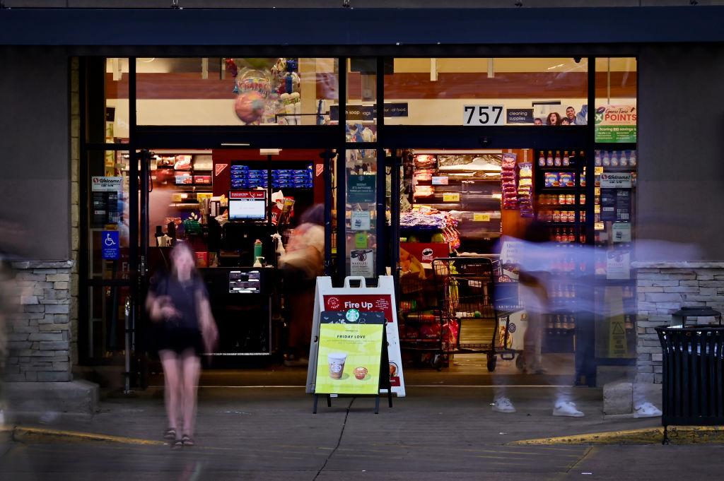 Safeway parking lot outside of Denver with shoppers entering and exiting