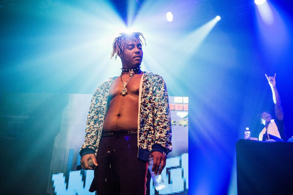 Chicago rapper Juice WRLD onstage in Paris in 2018