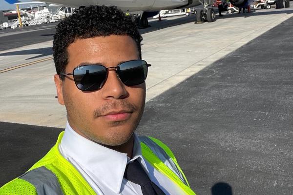 This 21-Year-Old Houston Pilot Is Living The Dream image