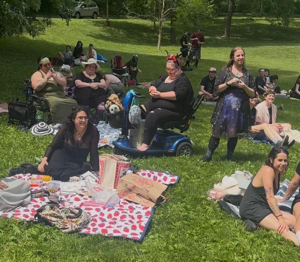 Crow picnic at Harriet Bandshell Picnic Ground. (Tiffany Bui / City Cast Twin Cities)