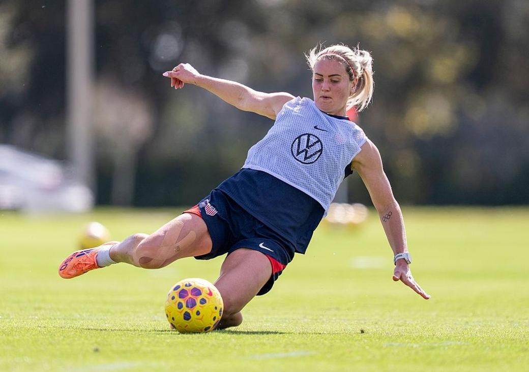 Lindsey Heaps of the United States during USWNT training.