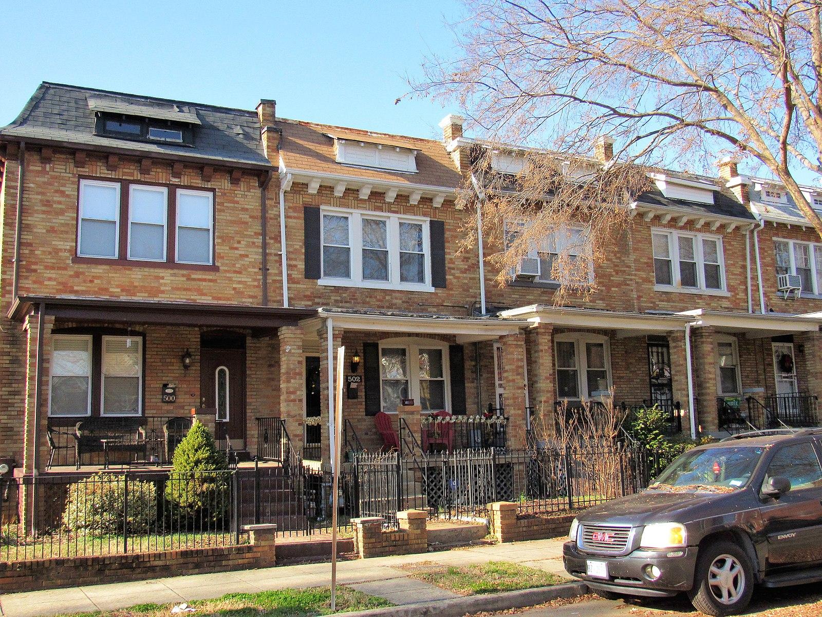 Wardman homes in Kingman Park. (Farragutful/Wikimedia Commons)