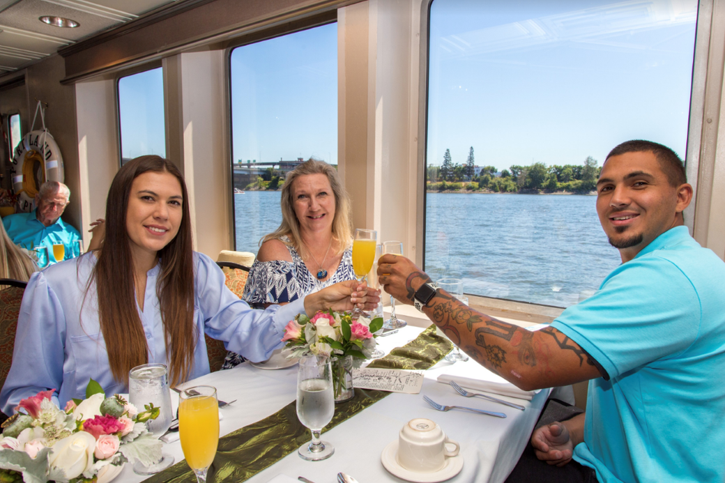 Display ad for Portland Spirit: Brunch Cruise