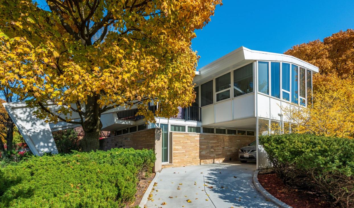 The Miracle House in Galewood