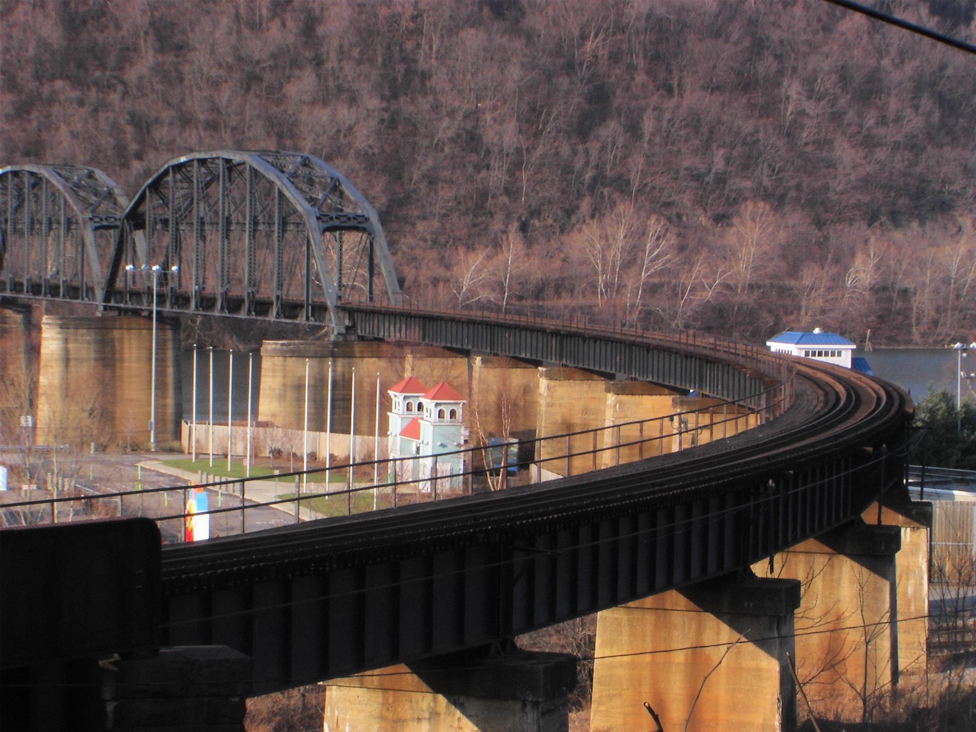 Allegheny Valley Railroad bridge across the Monongahela River